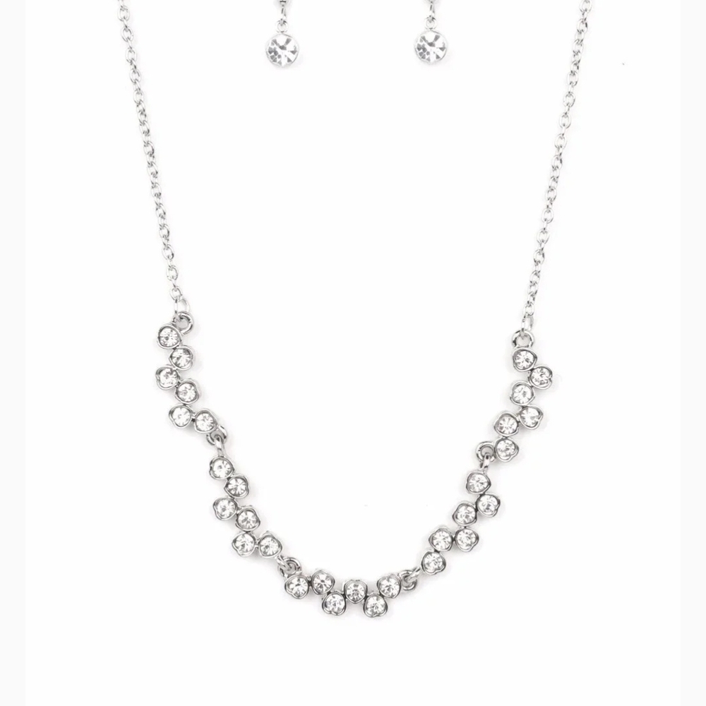 Paparazzi Silver Necklace Elegant Crystal Design SELFIE-Love White Jewelry